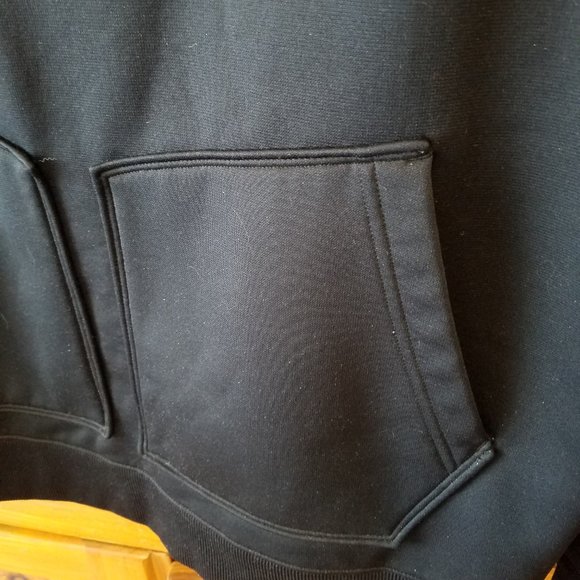 Under Armour Coldgear Infrared crew neck sweatshirt, Medium, Black, Front Pocket - Picture 4 of 9